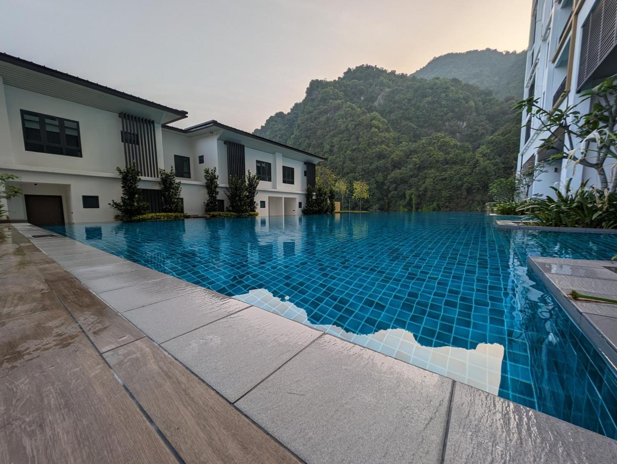 Amazing Views & Eco Friendly Luxury Onsen Suites, Lost World Of Tambun *